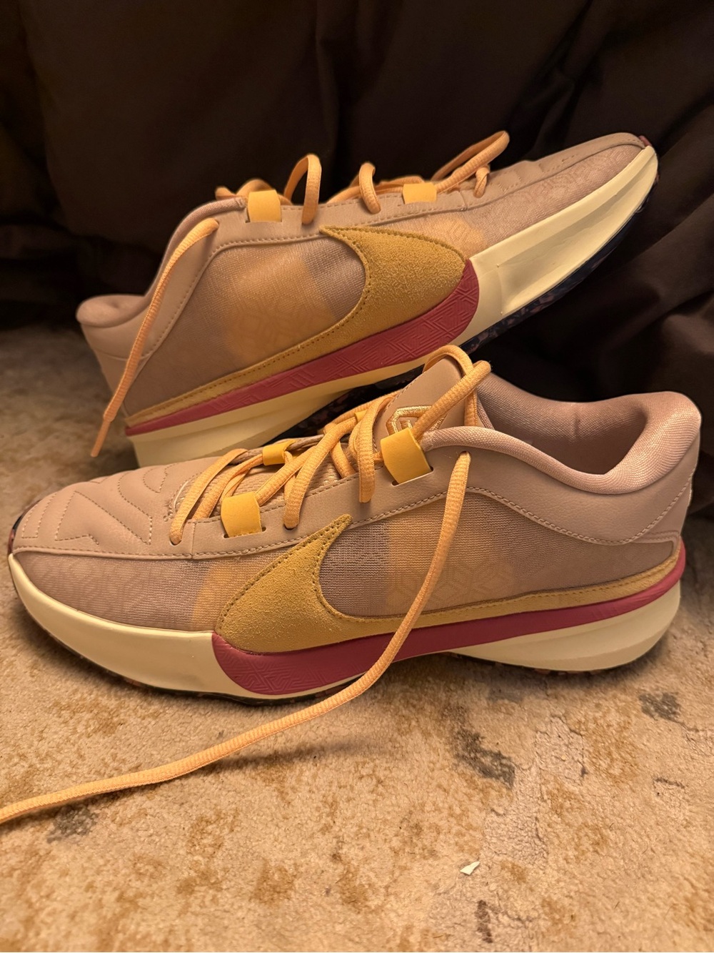 Nike Zoom Freak 5 Fossil Stone Basketball Sneaker